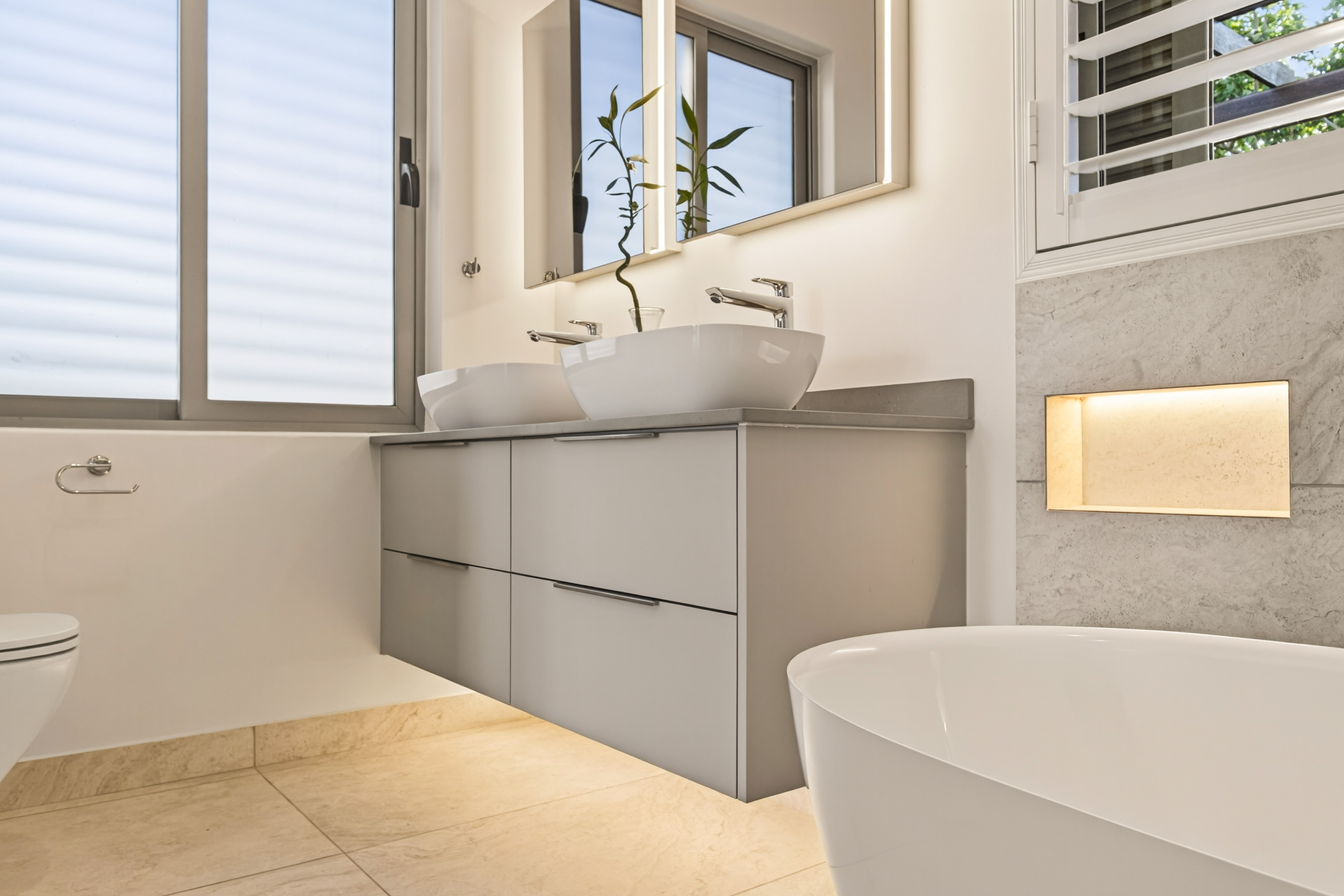 Ensuite bathroom double vanity