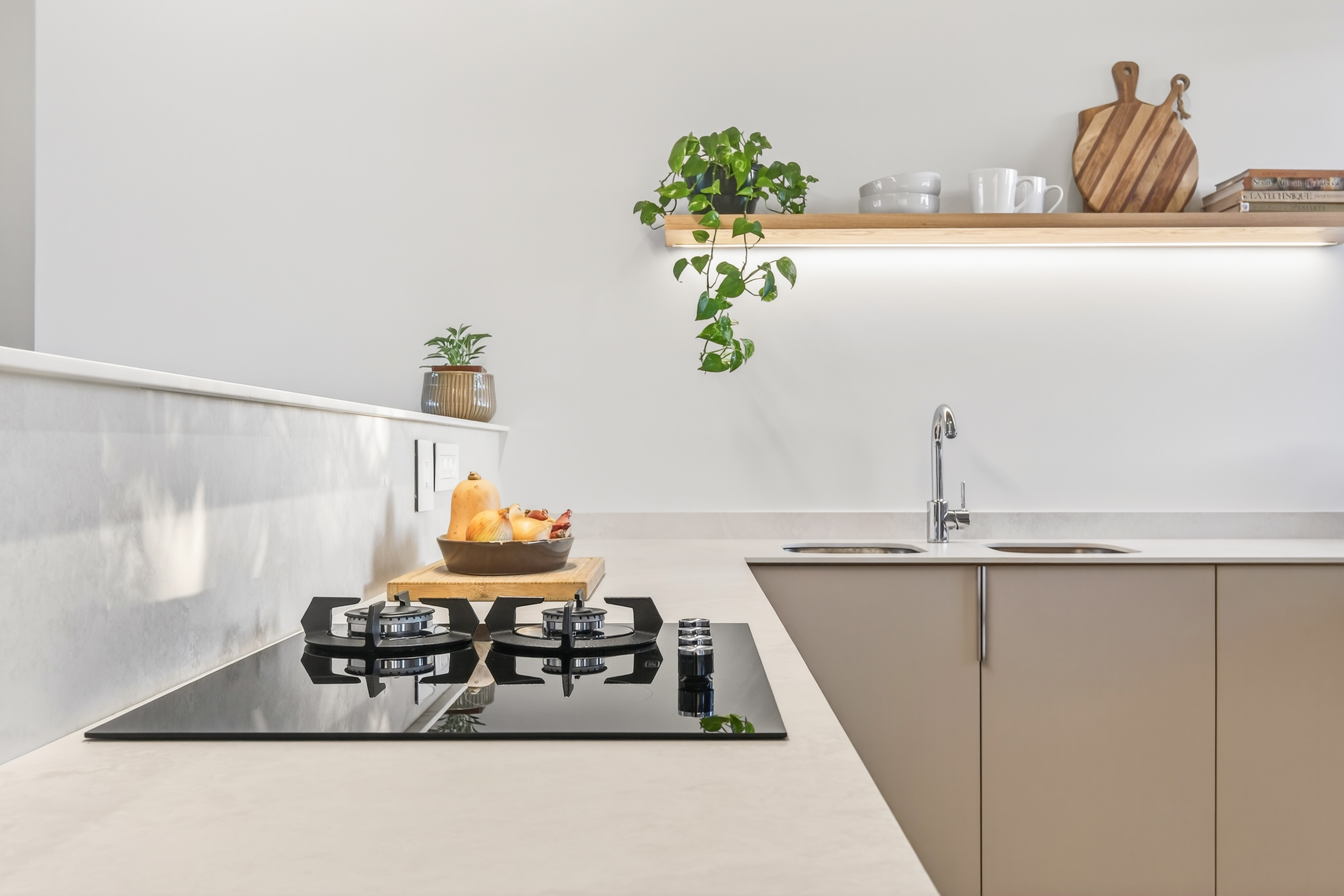 Kitchen stovetop detail